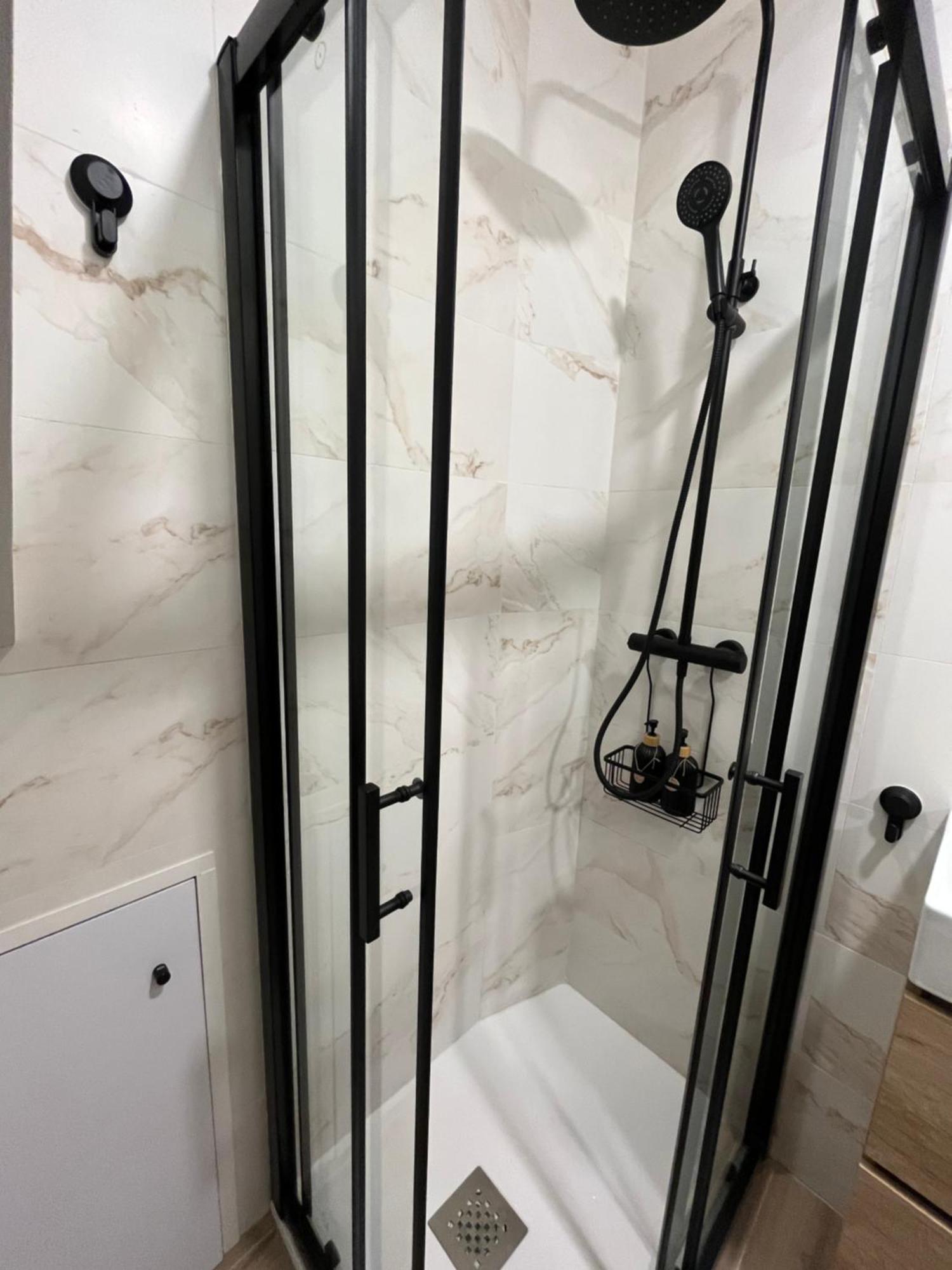 Apartamento Supercentrico Oviedo Exteriör bild