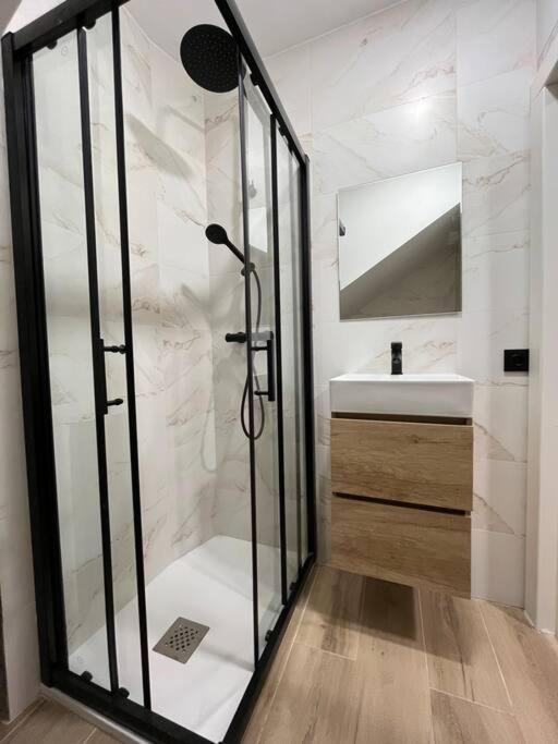 Apartamento Supercentrico Oviedo Exteriör bild